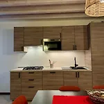 Le Pleiadi Elettra Apartament *