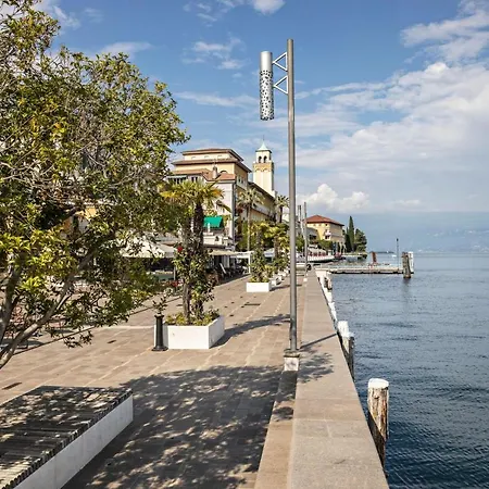 Appartamento Le Pleiadi Elettra Gardone Riviera